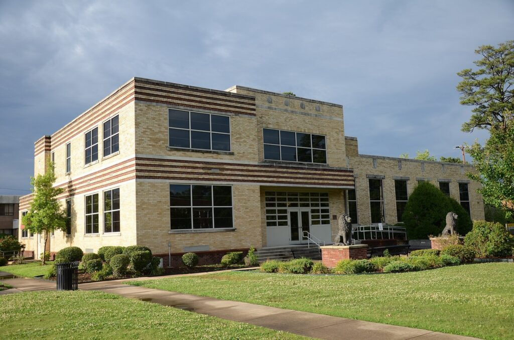 John Brown Watson Memorial Library with Golden Lions statues at the University of Arkansas at Pine Bluff